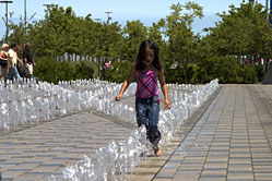 Renaissance Center Park Play Fountain for children