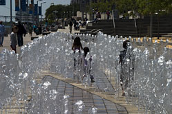 Renaissance Center Park Play Fountain for children